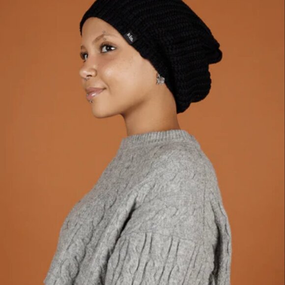 KINApparel Black Slouch Satin Lined Beanie - Picture 4 of 8